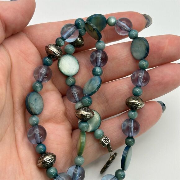 Vintage Frosted Pale Blue Opalite-Style Glass Beaded Short Necklace 18" - Picture 9 of 11